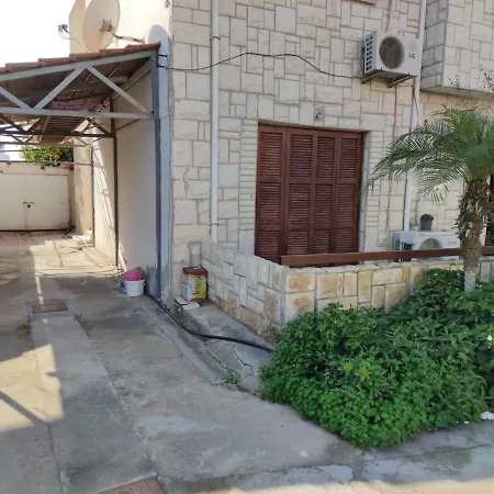 펜션 House Famagusta *